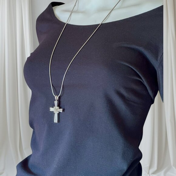 LAGOS “CAVIAR Collection"”  Silver and 18k Gold Pendant - Picture 3 of 5